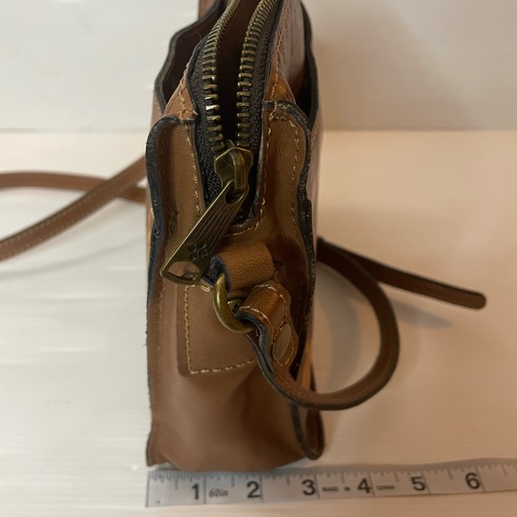 Patricia Nash Poppy Floral Bird Leather Map Crossbody - Picture 11 of 13